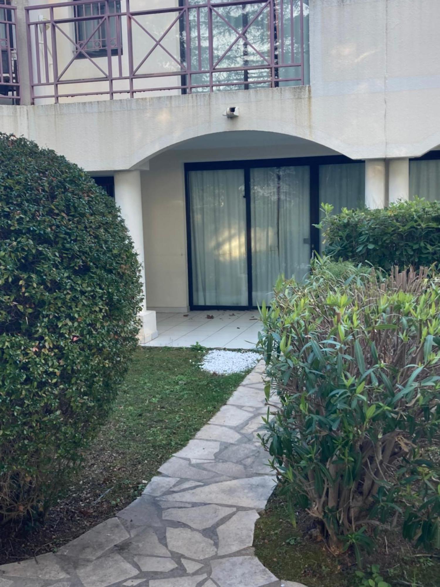 2 Pieces Avec Piscine Vue Appartement *