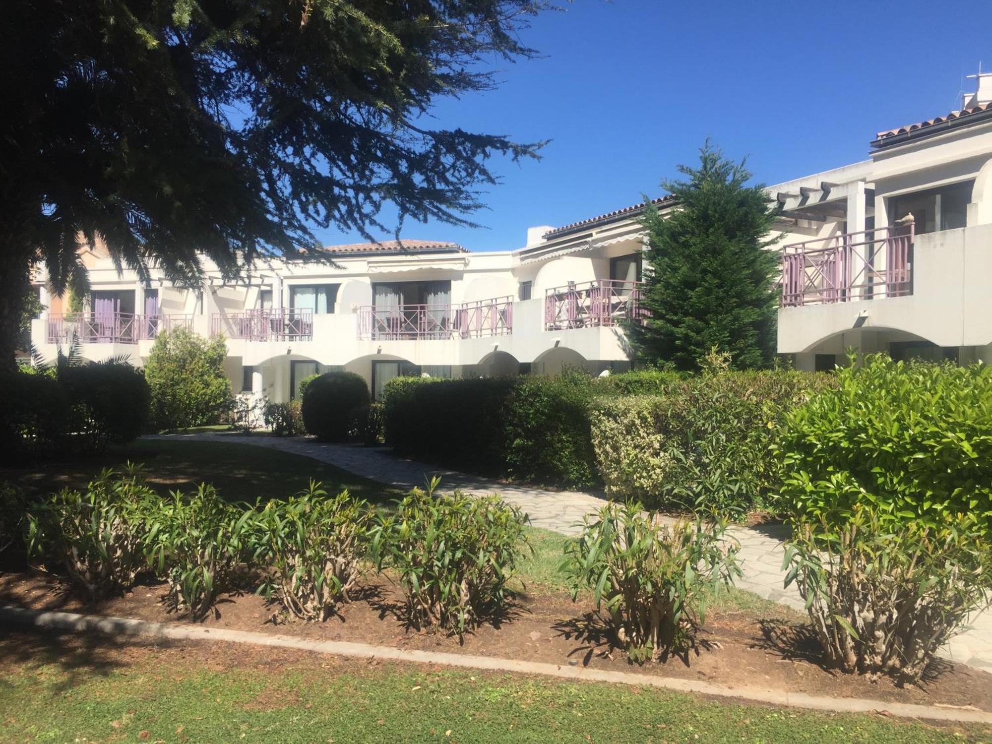 Appartement 2 Pieces Avec Piscine Vue Cannes